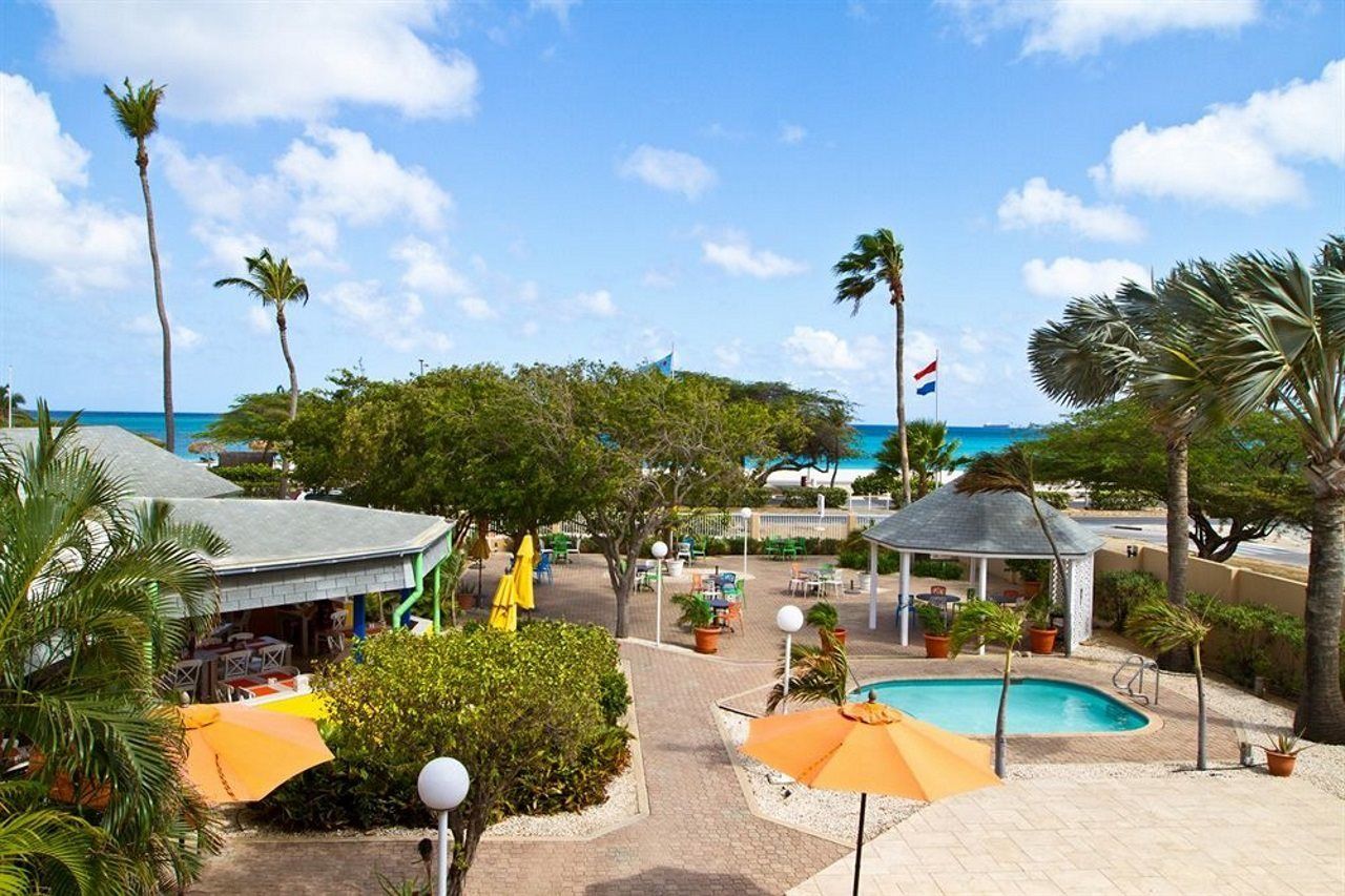 Hotel MVC Eagle Beach Palm Beach Esterno foto